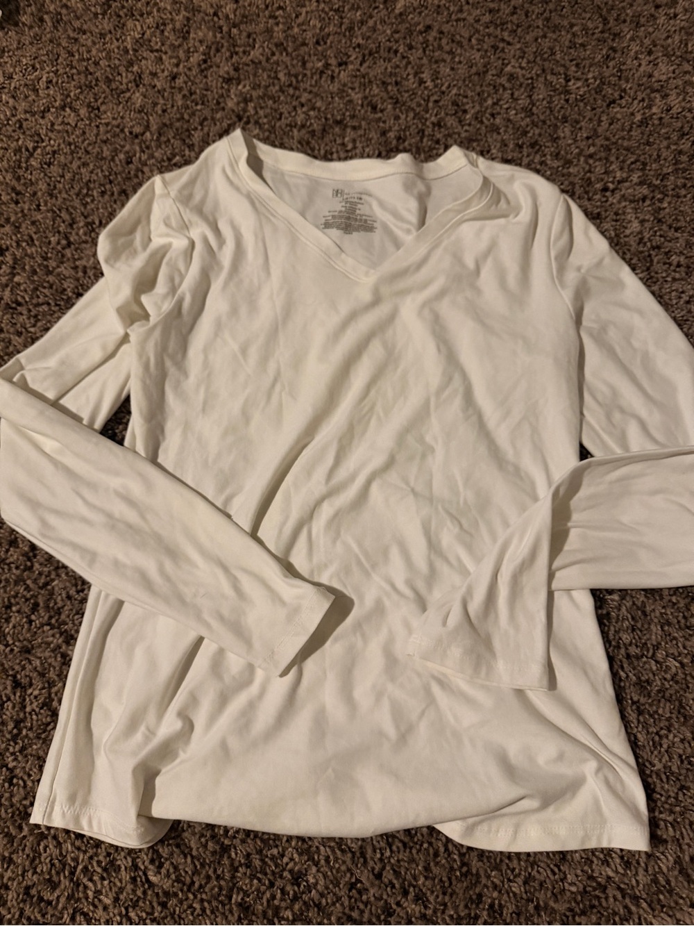 No Boundaries White V-Neck Long Sleeve Tee